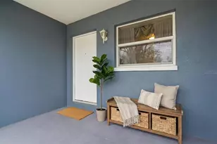 2620 49th Ave N, Saint Petersburg, FL 33714 - Photo 3