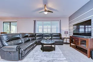 18633 Rococo Rd, Spring Hill, FL 34610 - Photo 23