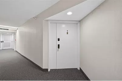 690 Island Way #911, Clearwater Beach, FL 33767 - Photo 5