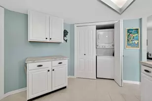 690 Island Way, Clearwater Beach, FL 33767 - Photo 31