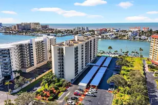 690 Island Way, Clearwater Beach, FL 33767 - Photo 37