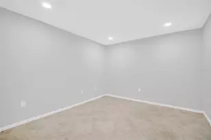 1 Beach Dr SE, Saint Petersburg, FL 33701 - Photo 29