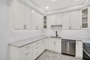 1 Beach Dr SE, Saint Petersburg, FL 33701 - Photo 13