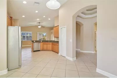 13709 Sanford Hill Place, Riverview, FL 33579 - Photo 9