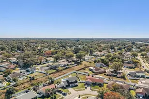 16107 Pebblebrook Dr, Tampa, FL 33624 - Photo 5