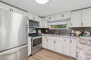 14232 17th St, Dade City, FL 33523 - Photo 23