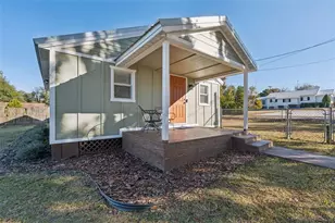 14232 17th St, Dade City, FL 33523 - Photo 5