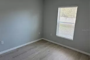 1040 Heron Ct, Poinciana, FL 34759 - Photo 9