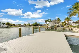 735 126th Ave, Treasure Island, FL 33706 - Photo 71