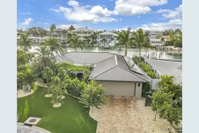 735 126th Avenue, Treasure Island, FL 33706 - Photo 1