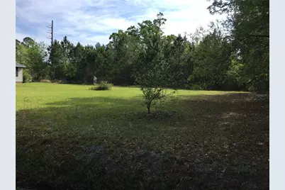 18th, Apalachicola, FL 32320 - Photo 1