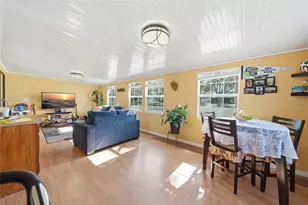 5142 Springwood Dr, Tampa, FL 33624 - Photo 7