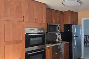 1649 Souvenir Dr, Clearwater, FL 33755 - Photo 3