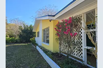 1649 Souvenir Drive, Clearwater, FL 33755 - Photo 1