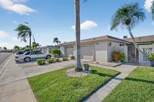 427 Boca Ciega Point Blvd N, Saint Petersburg, FL 33708 - Photo 71