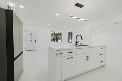 3546 Boca Ciega Drive N, Saint Petersburg, FL 33710 - Photo 11