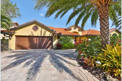 9805 Compass Point Way, Tampa, FL 33615 - Photo 7