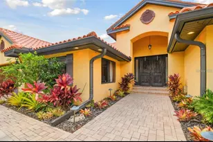 9805 Compass Point Way, Tampa, FL 33615 - Photo 5