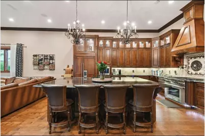 9805 Compass Point Way, Tampa, FL 33615 - Photo 19