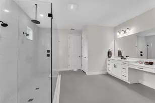 33372 Landsman Loop, Wesley Chapel, FL 33543 - Photo 15