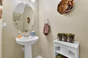 4732 White Sanderling Ct, Tampa, FL 33619 - Photo 25