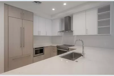 275 1st Avenue S #1504, Saint Petersburg, FL 33701 - Photo 11