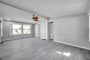 4851 W Gandy Blvd, Tampa, FL 33611 - Photo 13