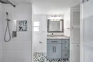 4851 W Gandy Blvd, Tampa, FL 33611 - Photo 19