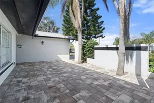 5809 Imperial Key, Tampa, FL 33615 - Photo 5