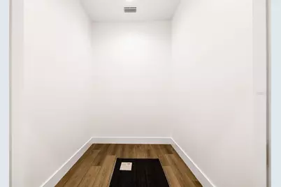 8615 5th Street N, Saint Petersburg, FL 33702 - Photo 21