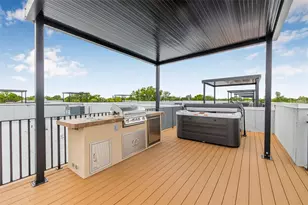 8615 5th St N, Saint Petersburg, FL 33702 - Photo 29