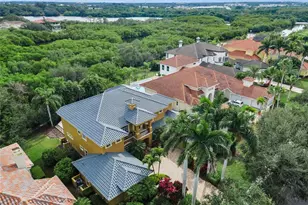 8871 Silverthorn Rd, Seminole, FL 33777 - Photo 11