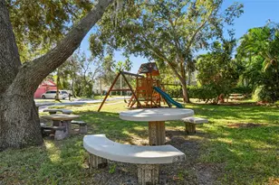 1828 Longview Ln, Tarpon Springs, FL 34689 - Photo 65