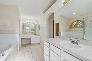 1828 Longview Ln, Tarpon Springs, FL 34689 - Photo 47