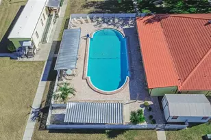 37526 Rio Ln, Zephyrhills, FL 33541 - Photo 47