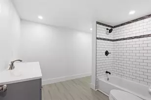 2305 E 148th Ave, Lutz, FL 33549 - Photo 19