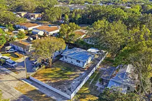 2305 E 148th Ave, Lutz, FL 33549 - Photo 29