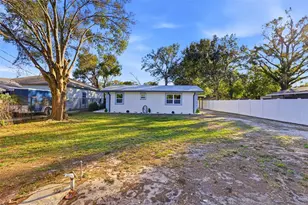 2305 E 148th Ave, Lutz, FL 33549 - Photo 3