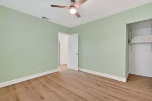 1933 10th St S, Saint Petersburg, FL 33705 - Photo 41