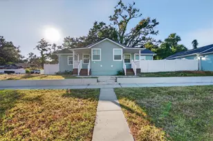 1933 10th St S, Saint Petersburg, FL 33705 - Photo 3