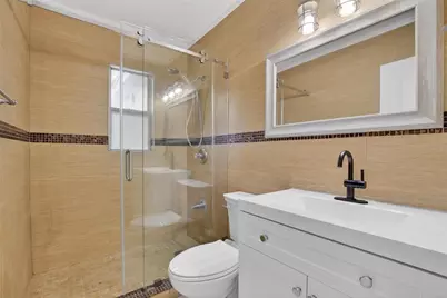 2350 38th Avenue N, Saint Petersburg, FL 33713 - Photo 13