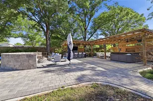 28233 Sonny Dr, Wesley Chapel, FL 33544 - Photo 3