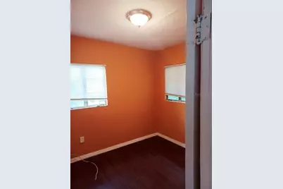 533 45th Street N, Saint Petersburg, FL 33713 - Photo 13