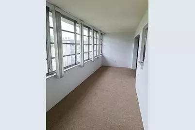 9940 47th Avenue N #320, Saint Petersburg, FL 33708 - Photo 21