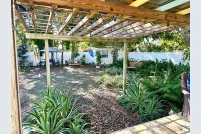 14622 Pinecrest Drive, Largo, FL 33774 - Photo 33