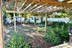 14622 Pinecrest Dr, Largo, FL 33774 - Photo 33