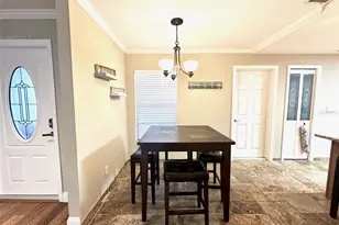 14622 Pinecrest Dr, Largo, FL 33774 - Photo 9