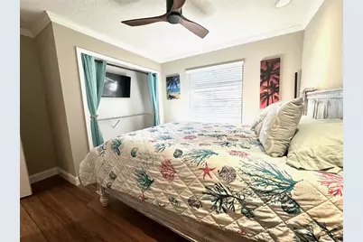 14622 Pinecrest Drive, Largo, FL 33774 - Photo 23