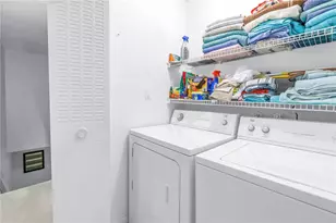 3710 41st Way S, Saint Petersburg, FL 33711 - Photo 25