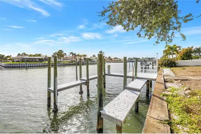 4114 42nd Avenue S, Saint Petersburg, FL 33711 - Photo 13